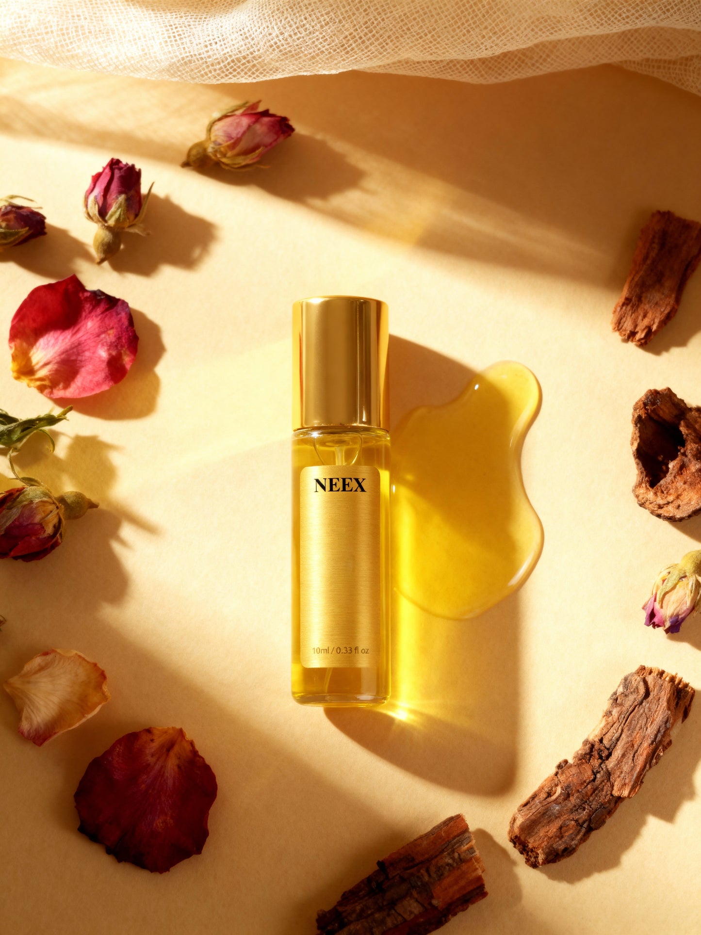 Perfume Oils vs. Sprays: Which Lasts Longer and Why?