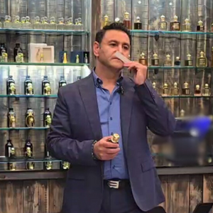 Make your signature perfume – Parsa Moore